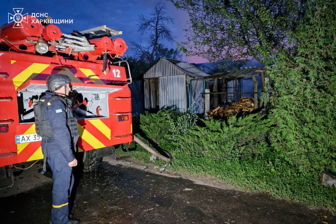 Медики допомогли жінкам, постраждалим під час удару ворога по Харківщині (фото)